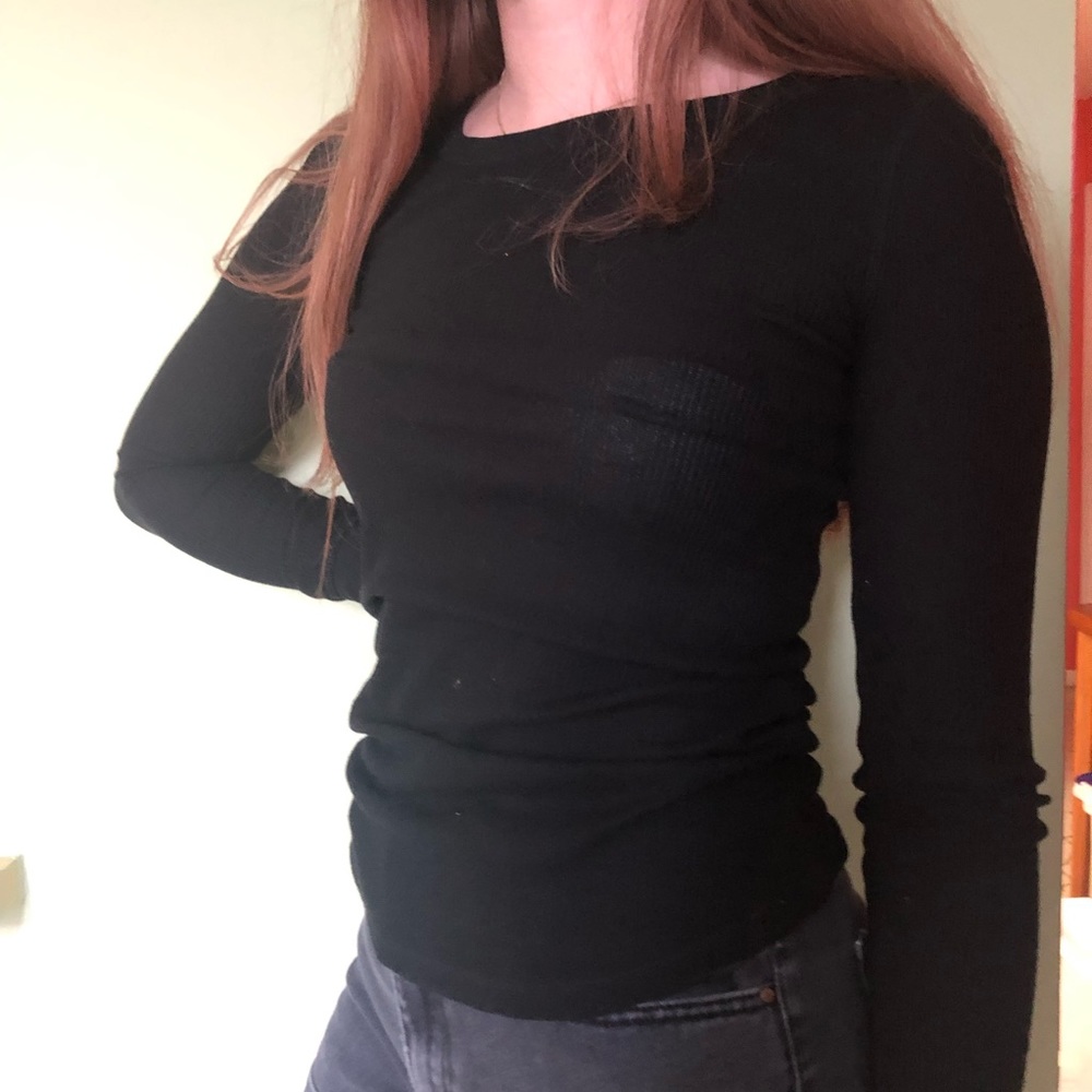 Tight Black Longsleeve